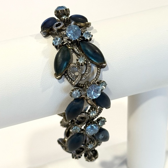 Florenza Jewelry - Vintage Florenza Blue Rhinestone Navette Marquise Bracelet Silver Tone Statement